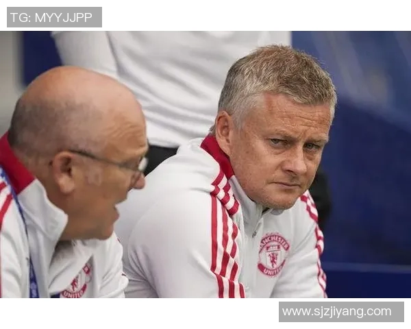 曼联传奇背后的成长轨迹：从少年梦想到世界巨星的奋斗之路